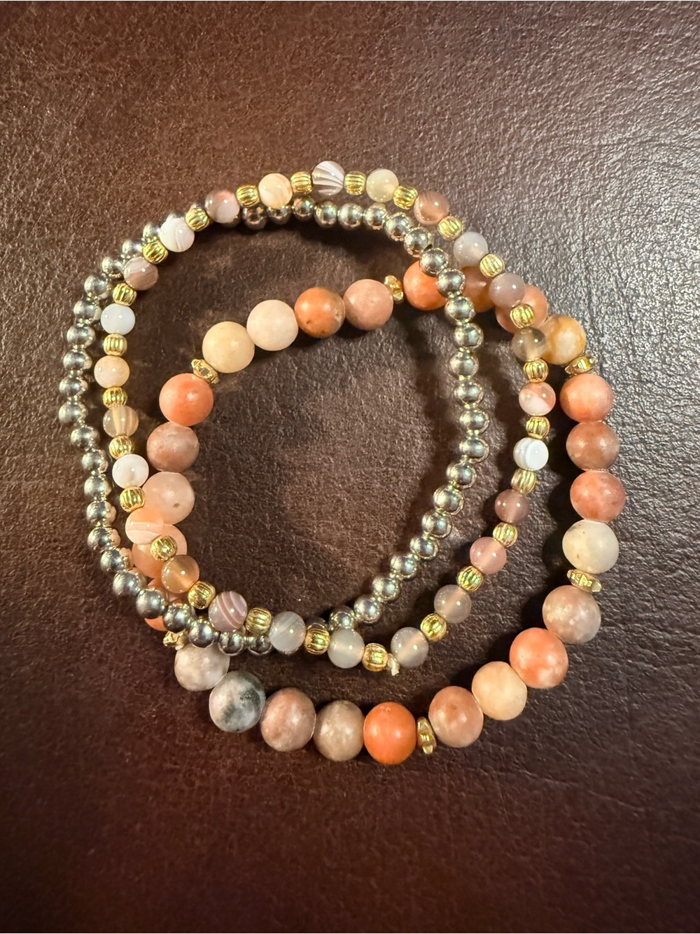 Source Unknown Peach and Gold Beaded Stretch Bracelet Set